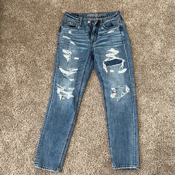 AE distressed girlfriend jeans - Picture 2 of 3